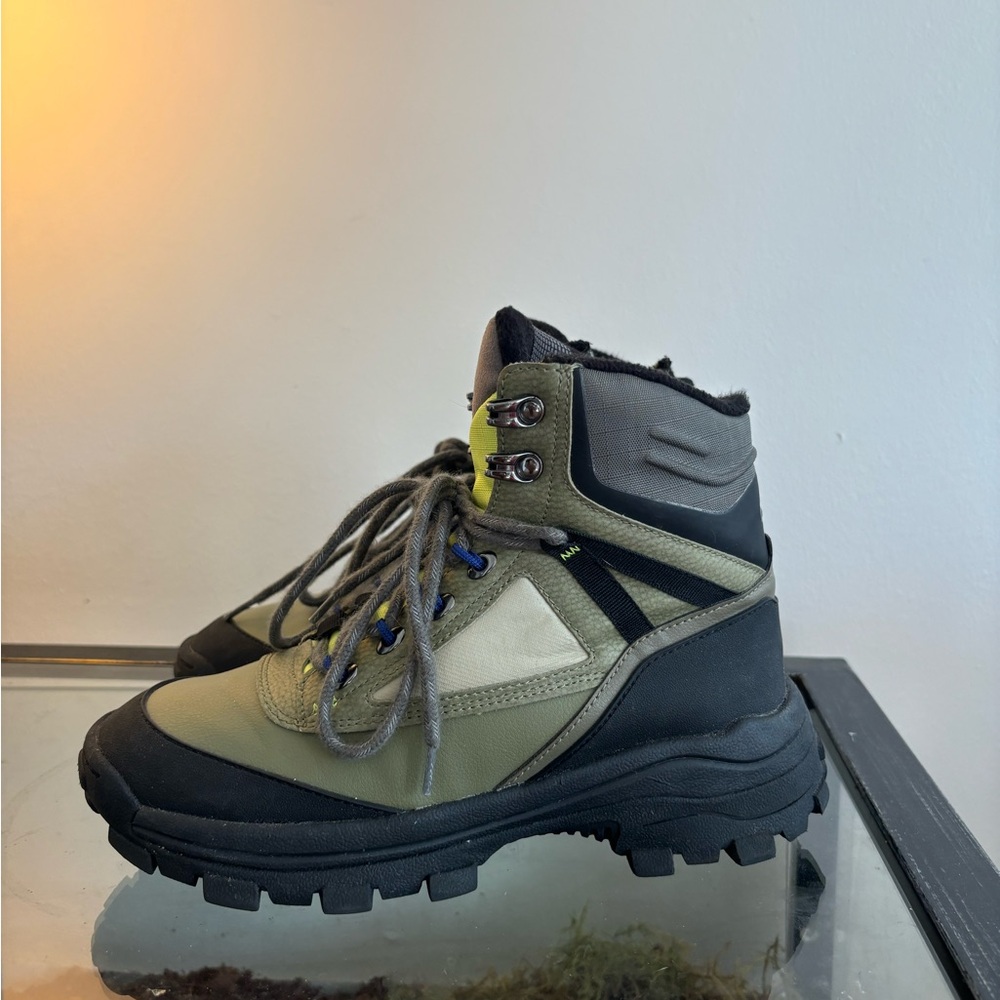 Zara mountain boots boys